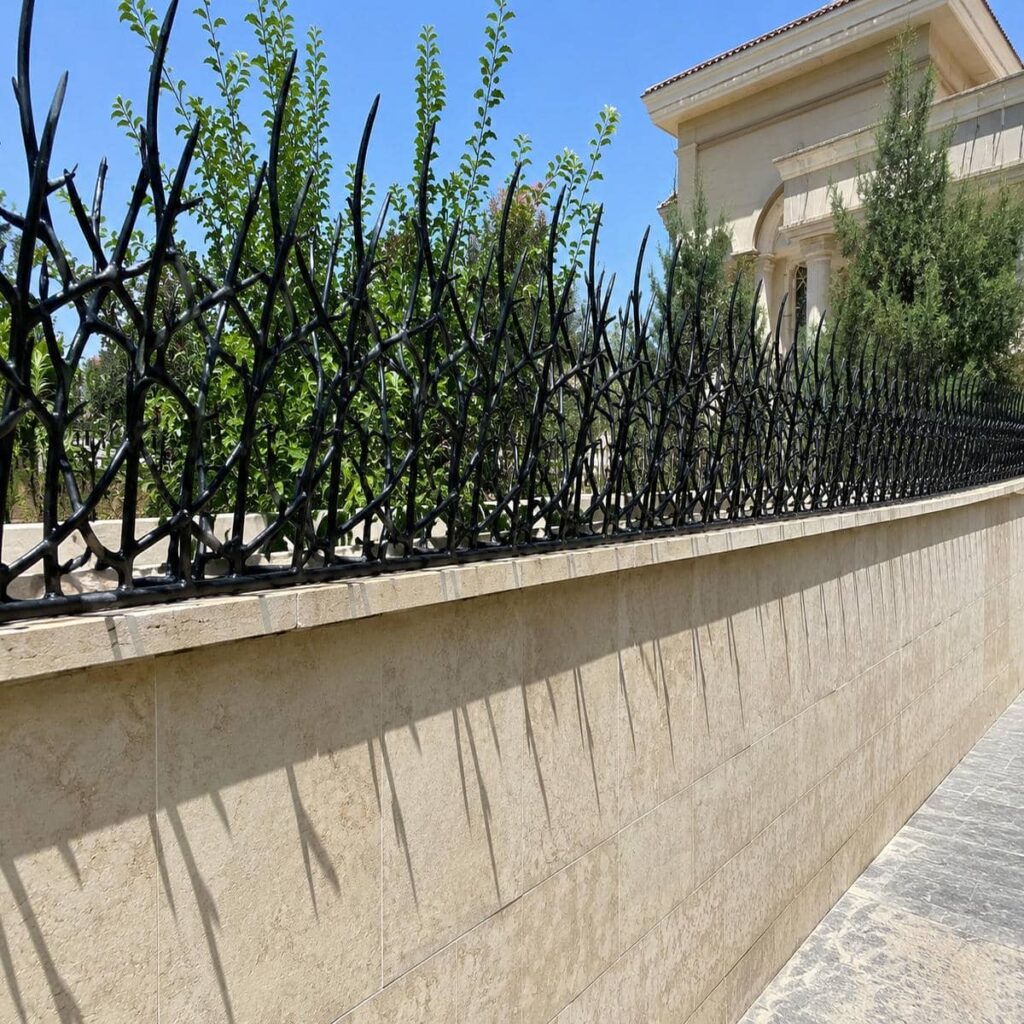 حفاظ آهنی دیوار با فرم نوک تیز