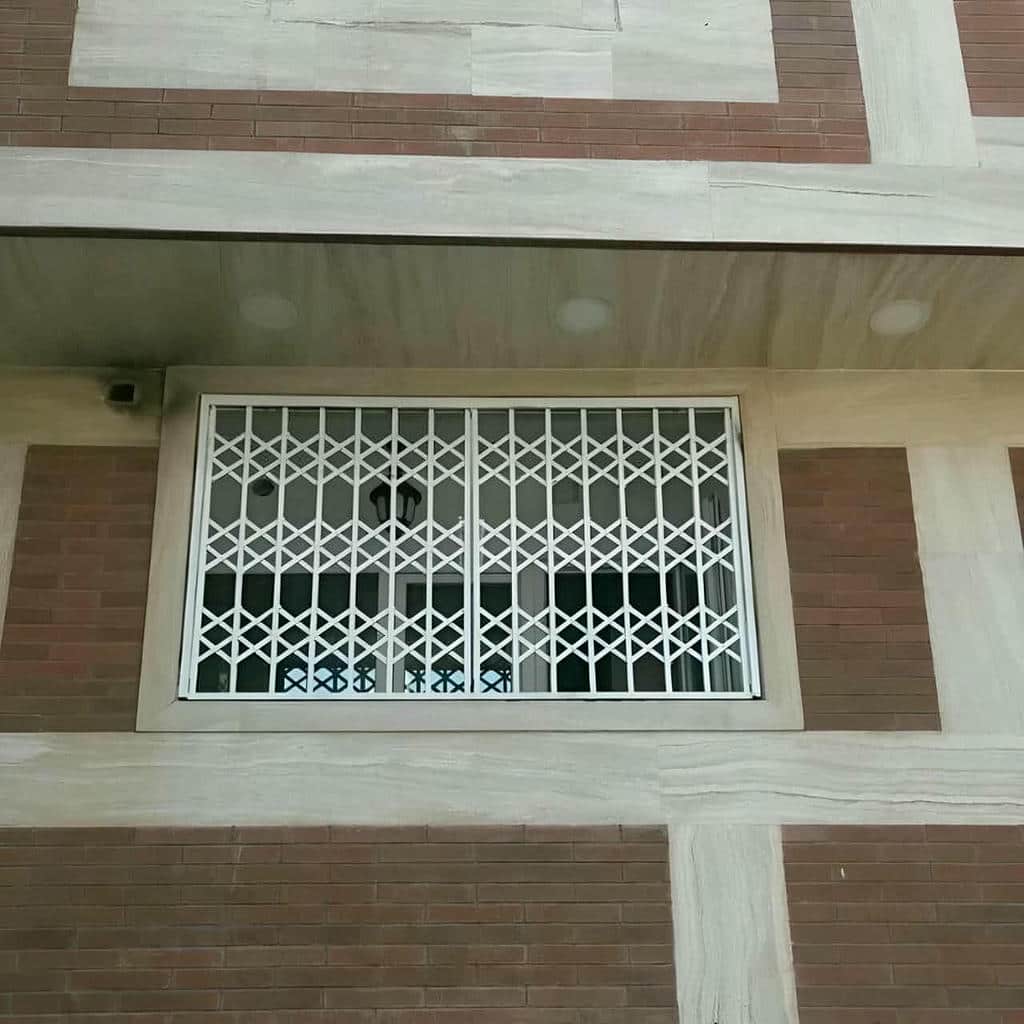 حفاظ آکاردئونی ورودی ساختمان استان لرستان