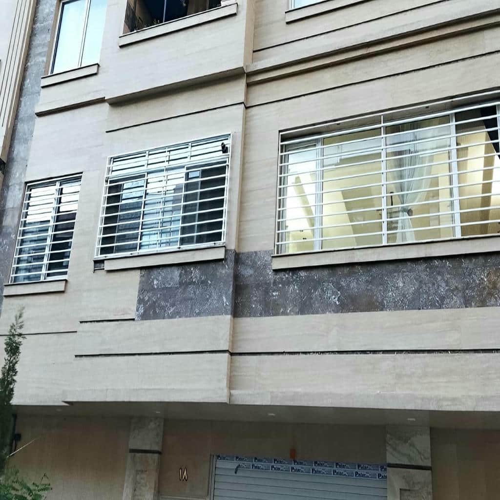 حفاظ پنجره فلزی سفید کرمانشاه