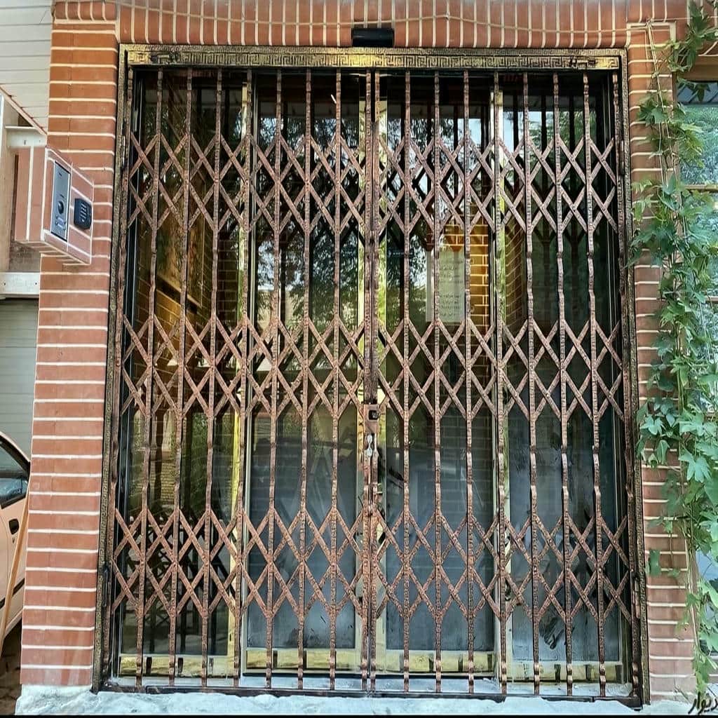درب آکاردئونی آپارتمان اراک