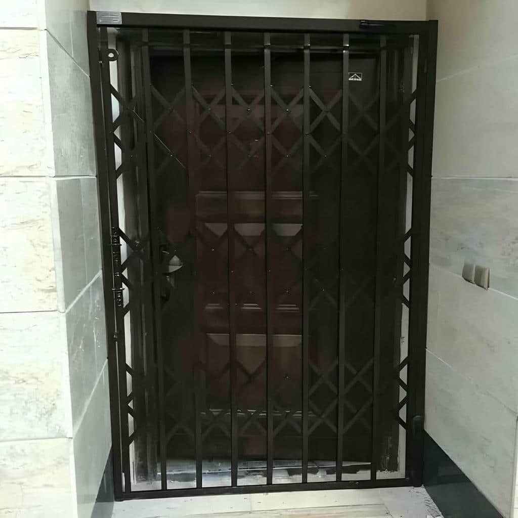 درب آکاردئونی آپارتمان استان تهران