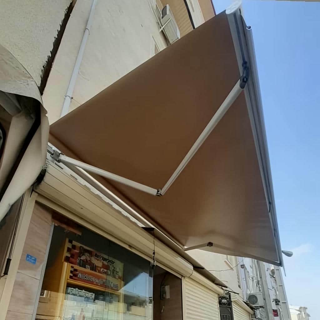 سازه متحرک سایبان استان کردستان با طراحی مدرن