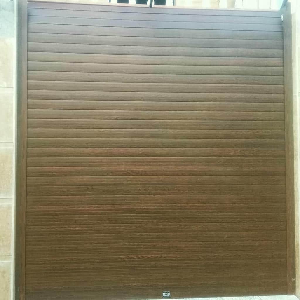 کرکره برقی سنندج با تیغه آلومینیومی نمای ساختمان