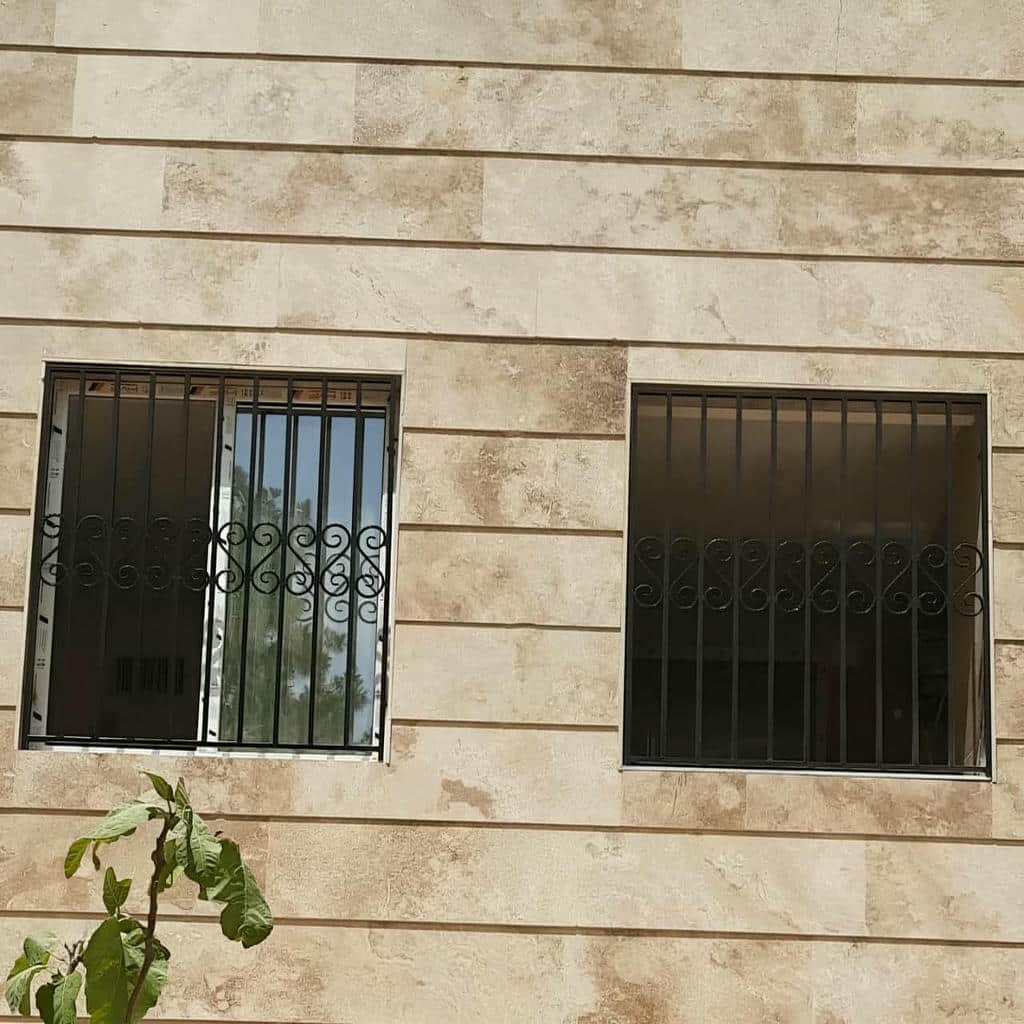 گارد پنجره فلزی با طراحی مقاوم