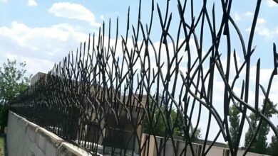 حفاظ دیوار بیرجند با پوشش فلزی مشکی