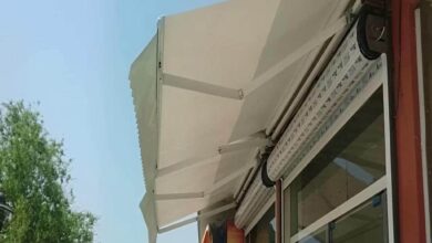 سایبان برقی بجنورد با پارچه مقاوم و بازوی تاشو
